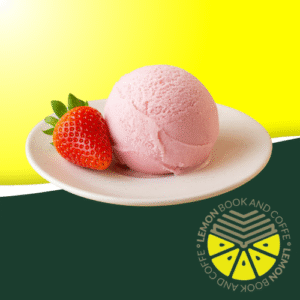 Helado de fresa en Lemon Book and Coffe, fresco y cremoso.