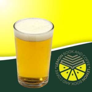 Pinta de Cerveza Estrella en Lemon Book and Coffe