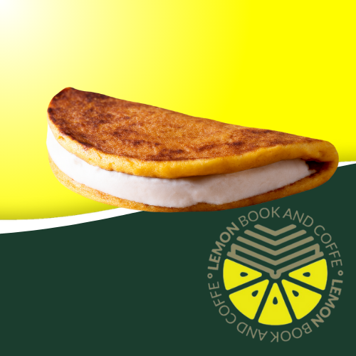Cachapa rellena con queso de mano, maíz fresco y sabor auténtico