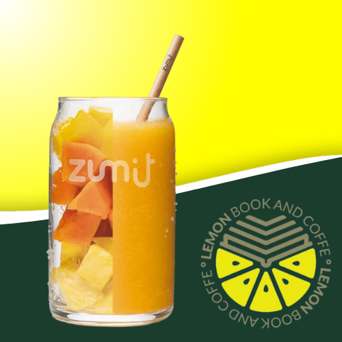 Granizado tropical de mango, papaya y piña en Lemon Book and Coffe