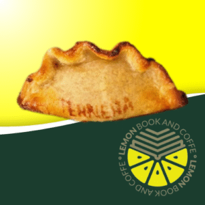Empanada Argentina de Ternera en Lemon Book and Coffe.
